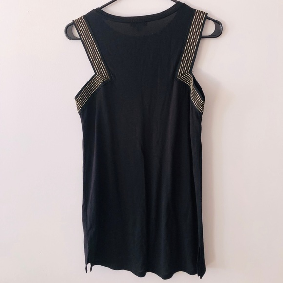 Beautiful blouse - Picture 2 of 4